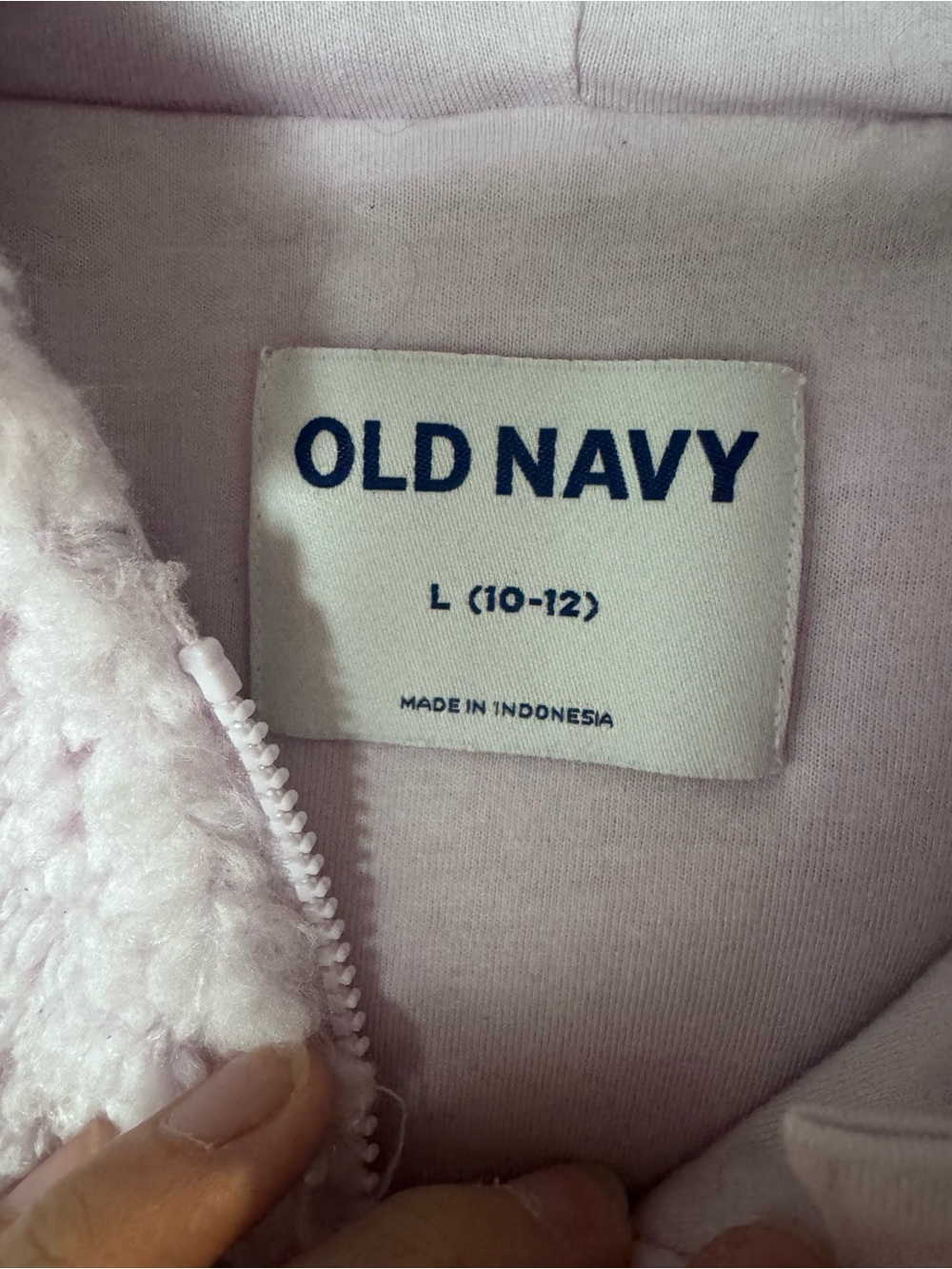 Old Navy Cozy Sherpa Hooded Vest in Light Purple/Pink Color - Picture 2 of 4